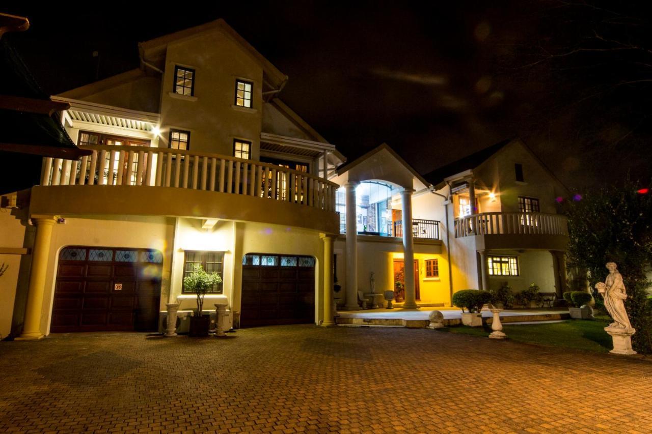 Aristo Manor Hotel Richards Bay Exterior photo